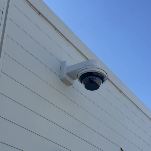 Installation caméra extérieure dôme 360° de vidéosurveillance
